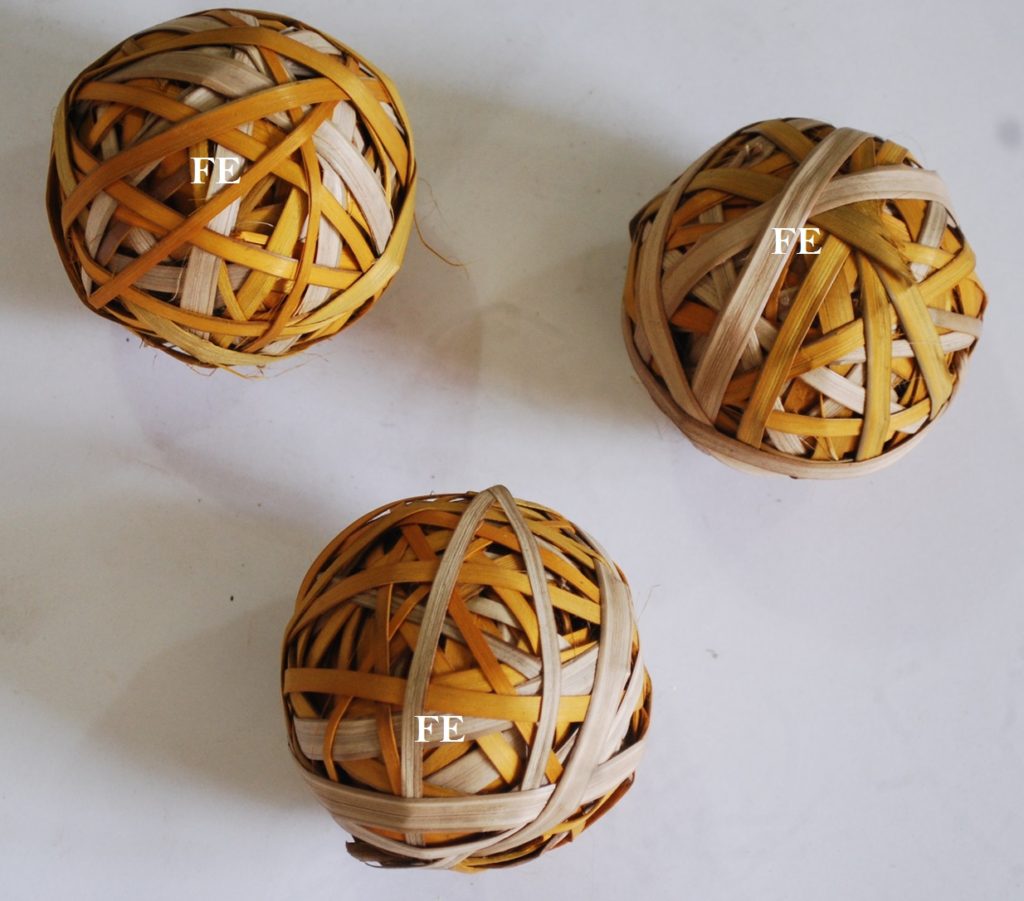CANE BETI BALL 6 CM. MULTI COLOUR